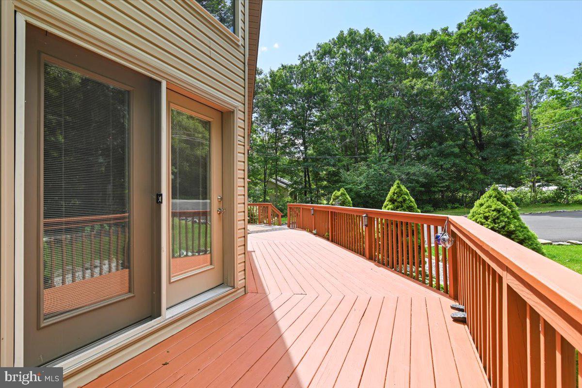 11 Pinoak Dr