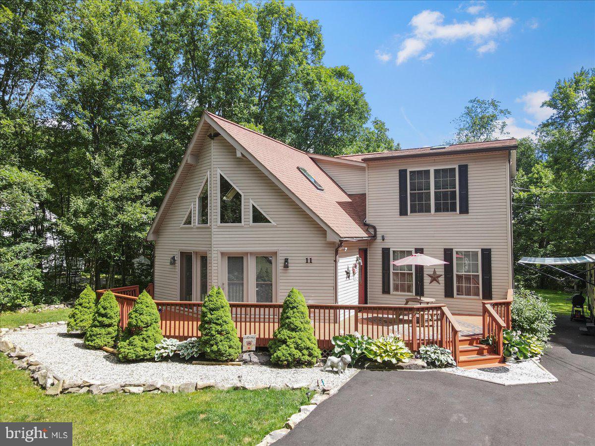 11 Pinoak Dr