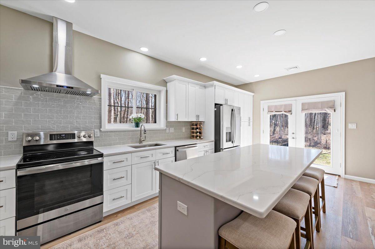 25 Oak Ln W
