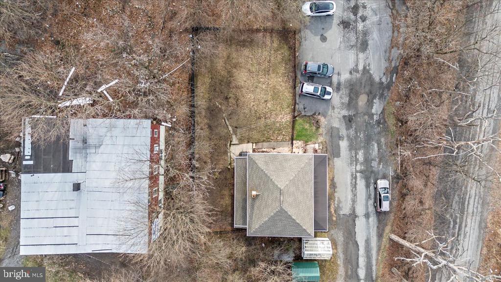 100 E Front St