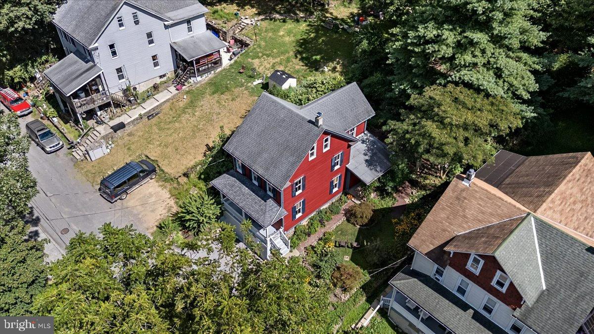 120 SILK STREET