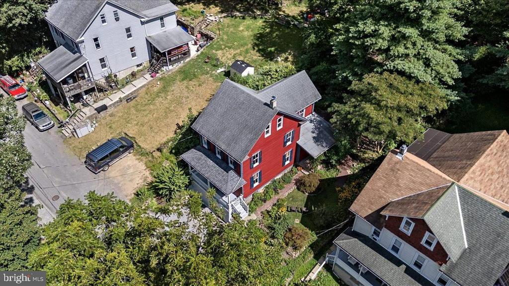 120 SILK STREET