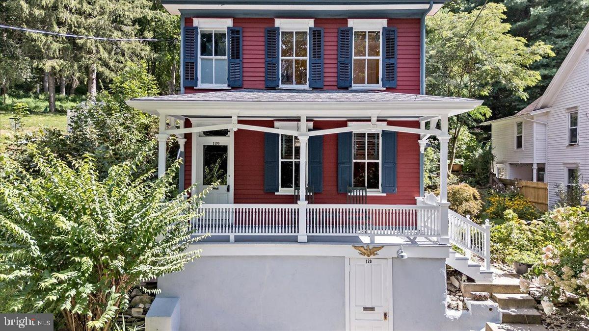 120 SILK STREET