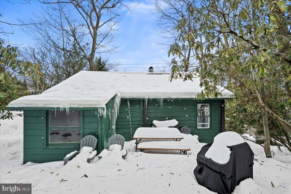 35 S LAKE DRIVE