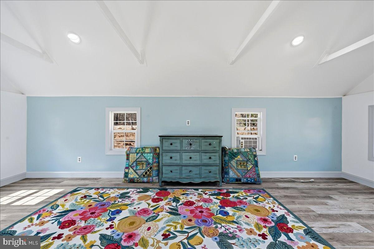 568 S OLD STAGE ROAD