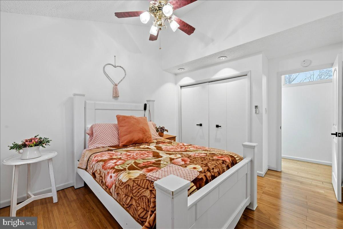 568 S OLD STAGE ROAD