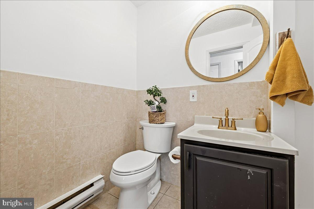 568 S OLD STAGE ROAD