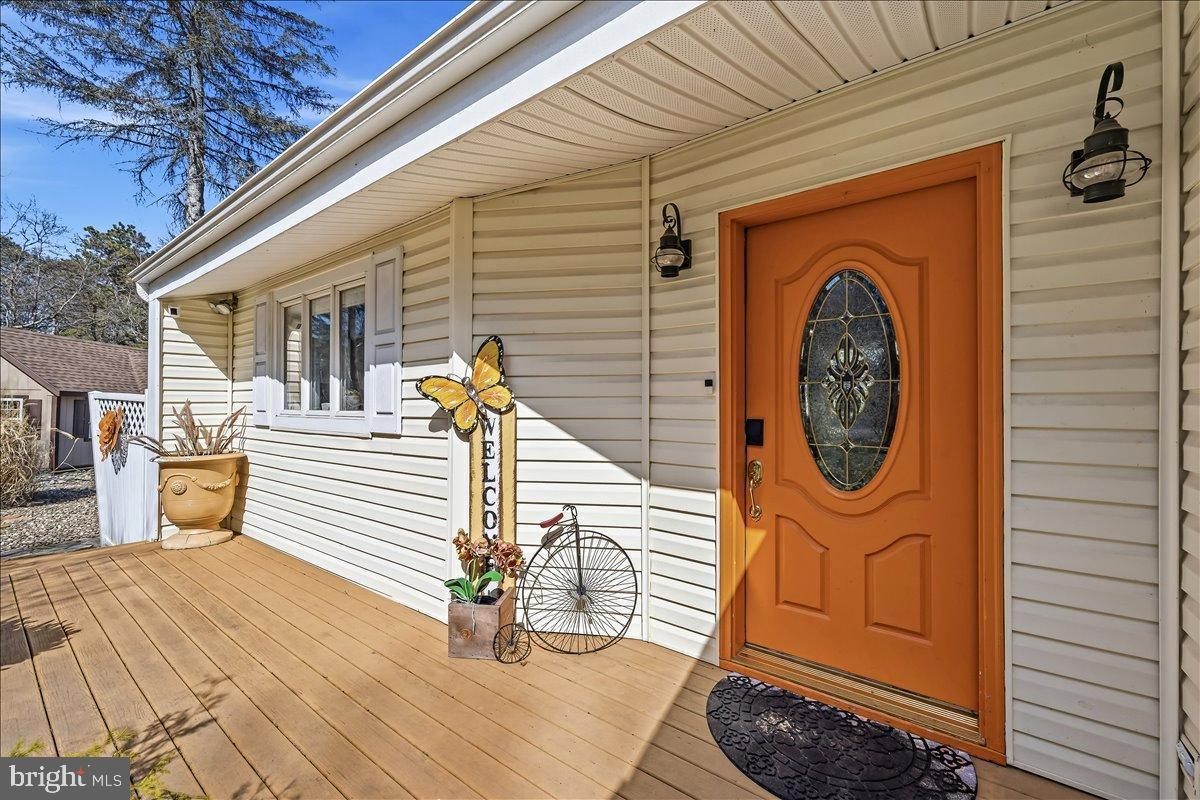 568 S OLD STAGE ROAD