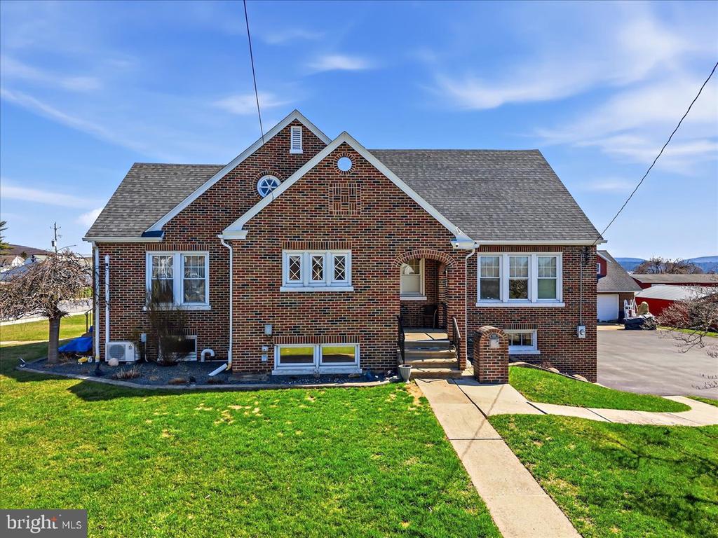 635 COAL STREET