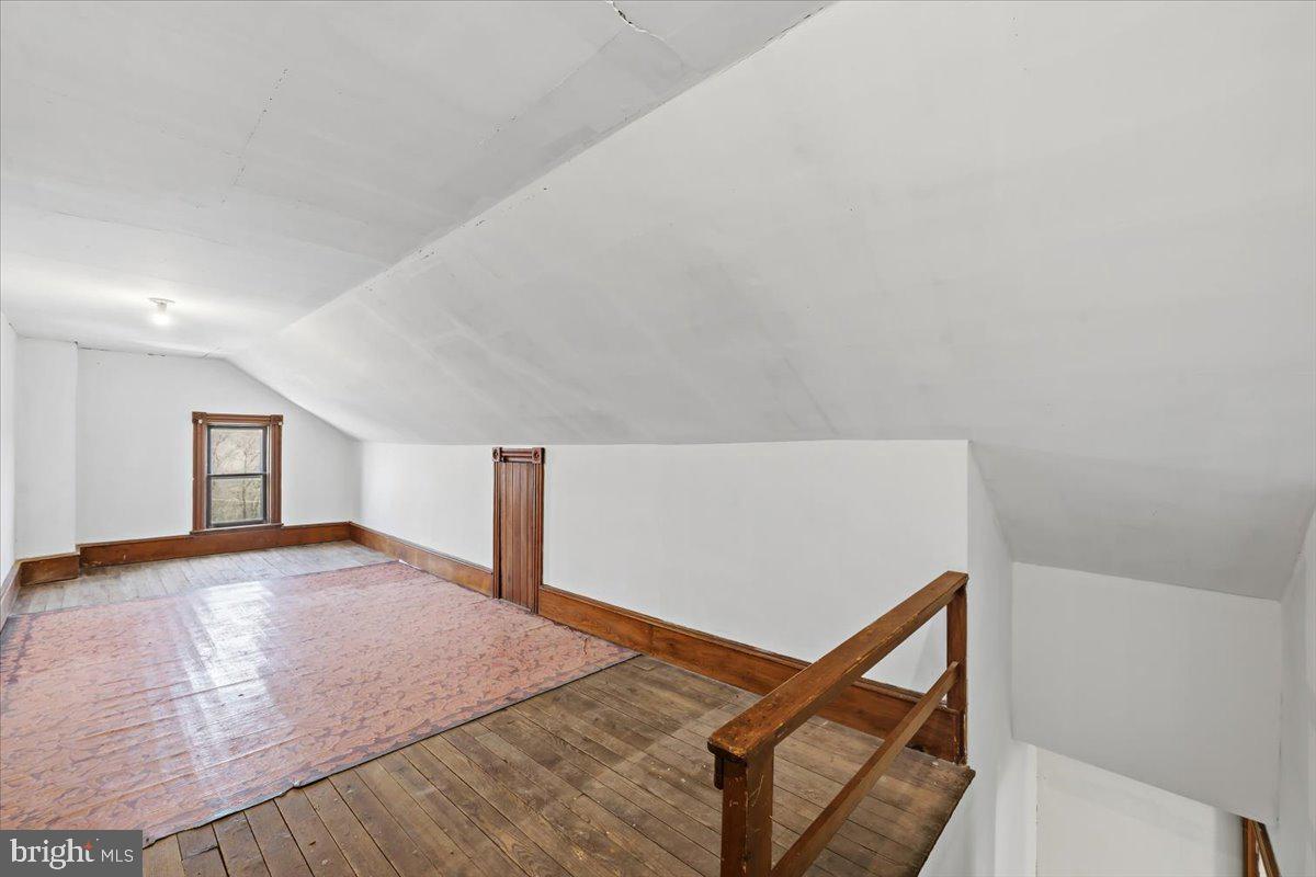 229 N 2ND STREET