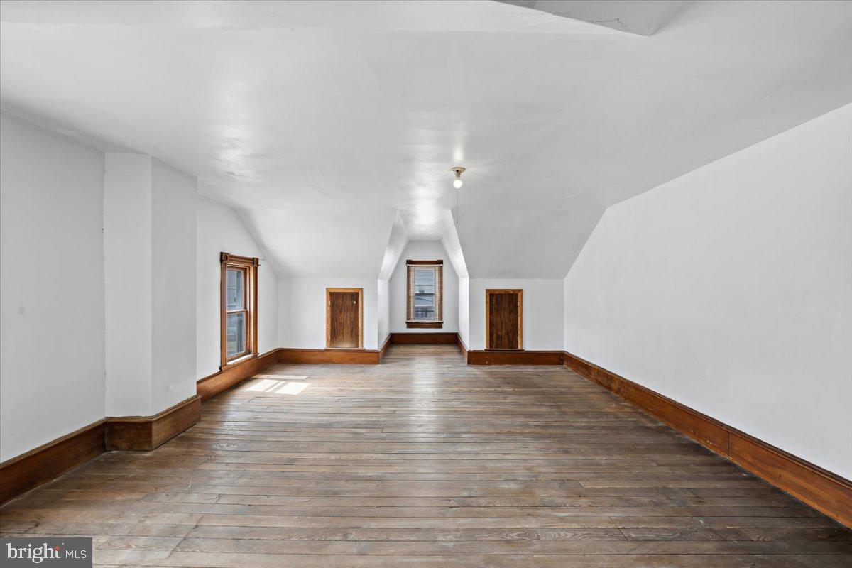 229 N 2ND STREET