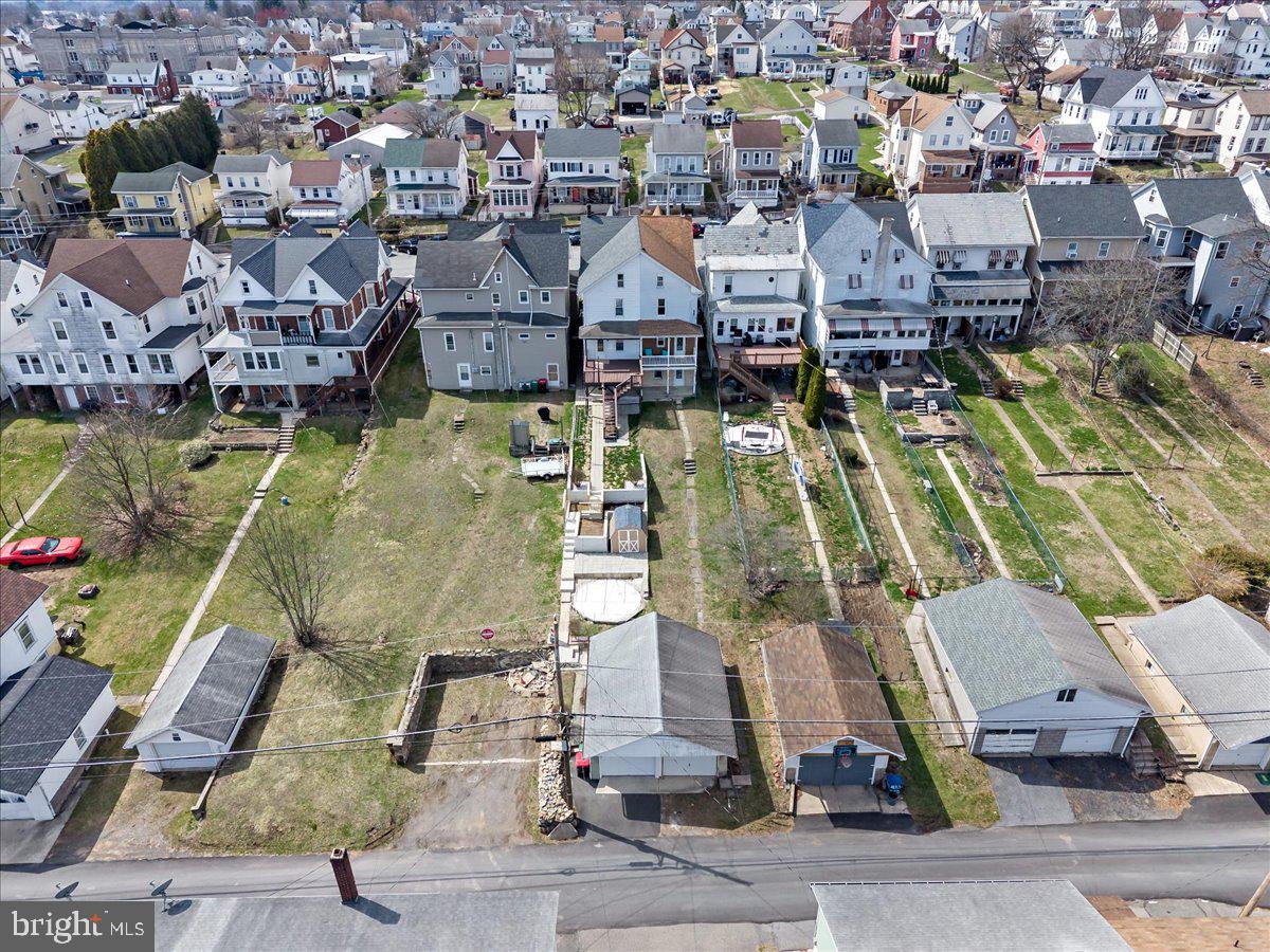229 N 2ND STREET