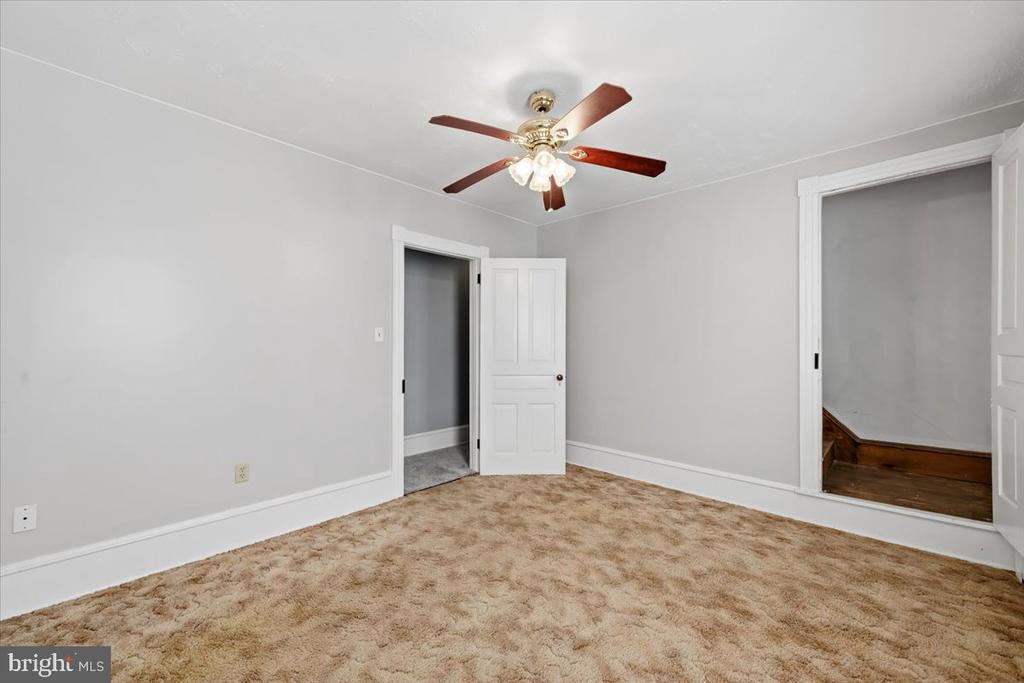 229 N 2ND STREET