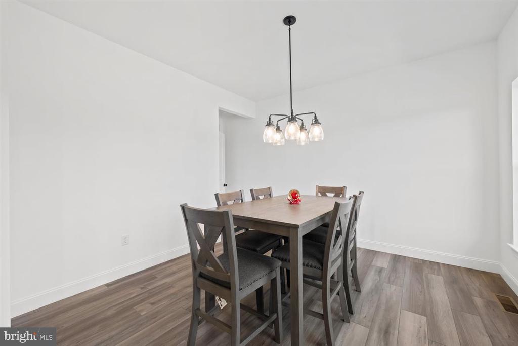 94 HEARTWOOD COURT
