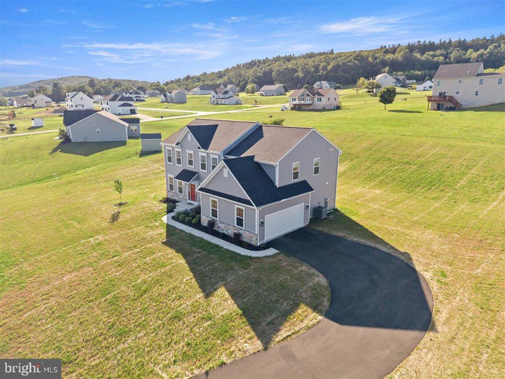94 HEARTWOOD COURT