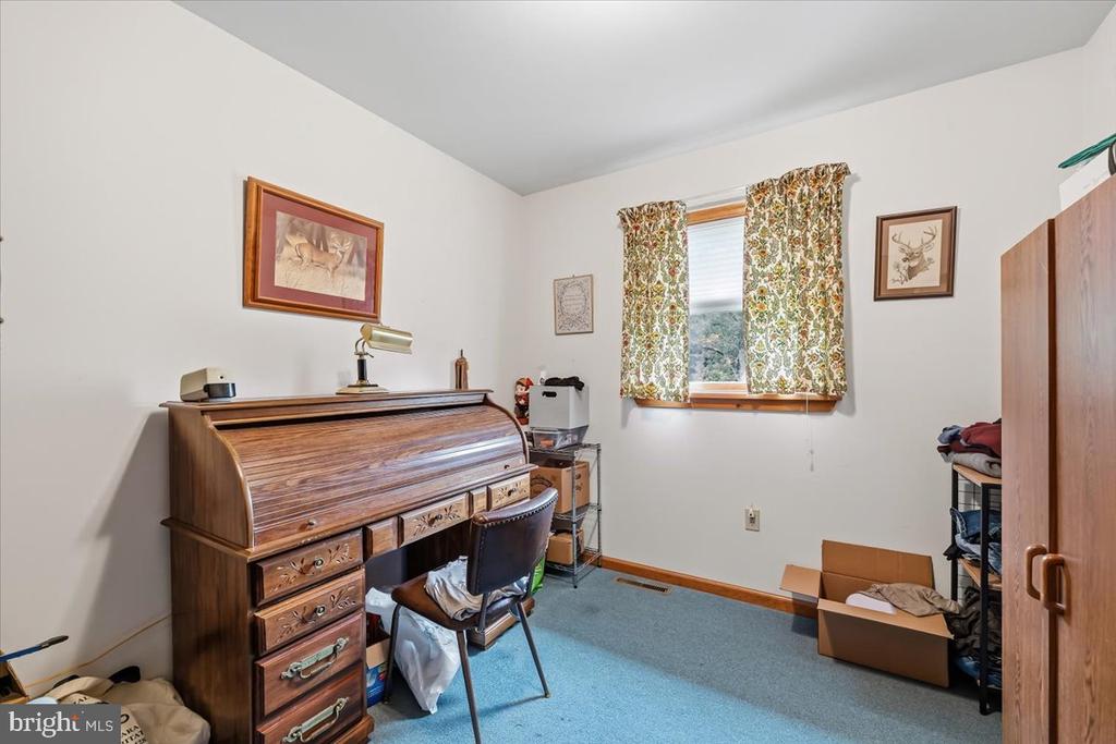 322 W 10TH STREET