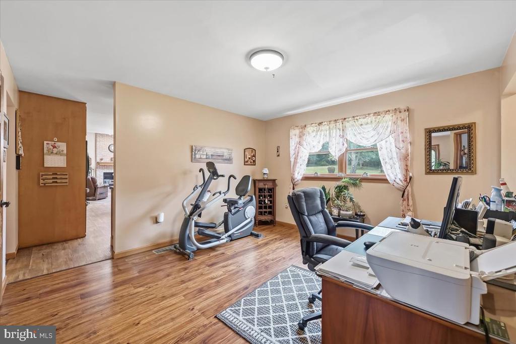 322 W 10TH STREET