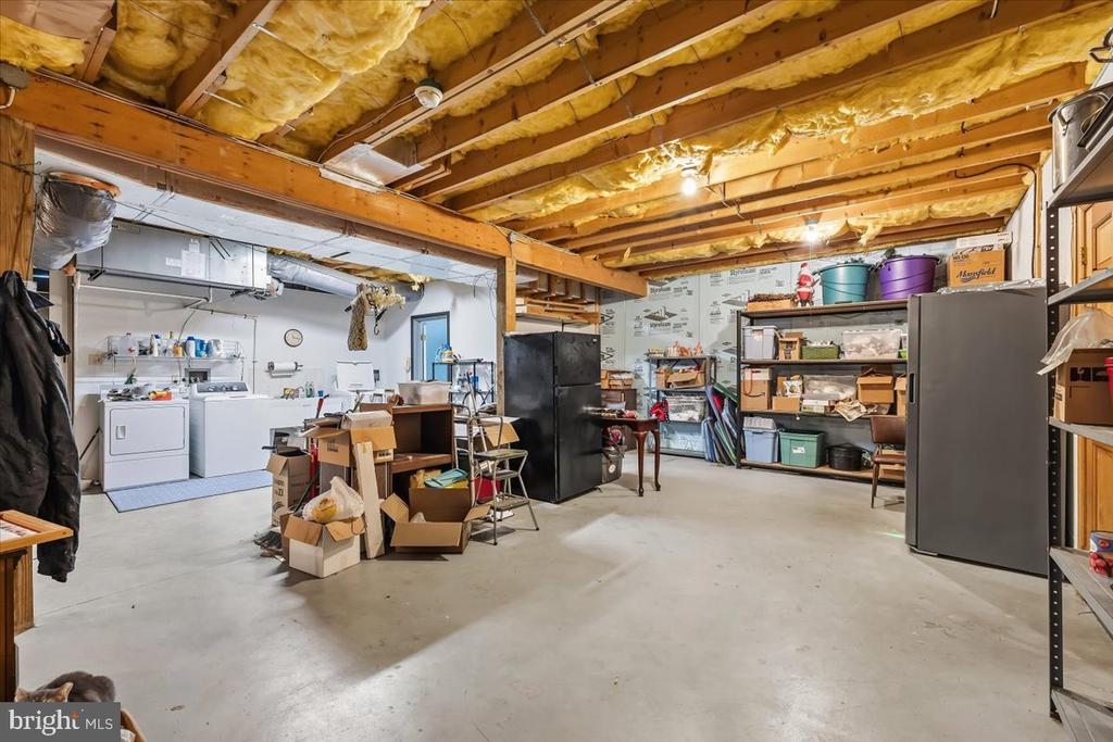 322 W 10TH STREET