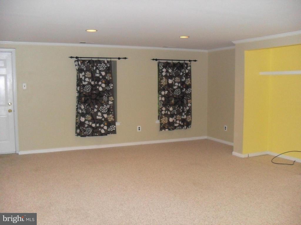 204 ARCHER COURT