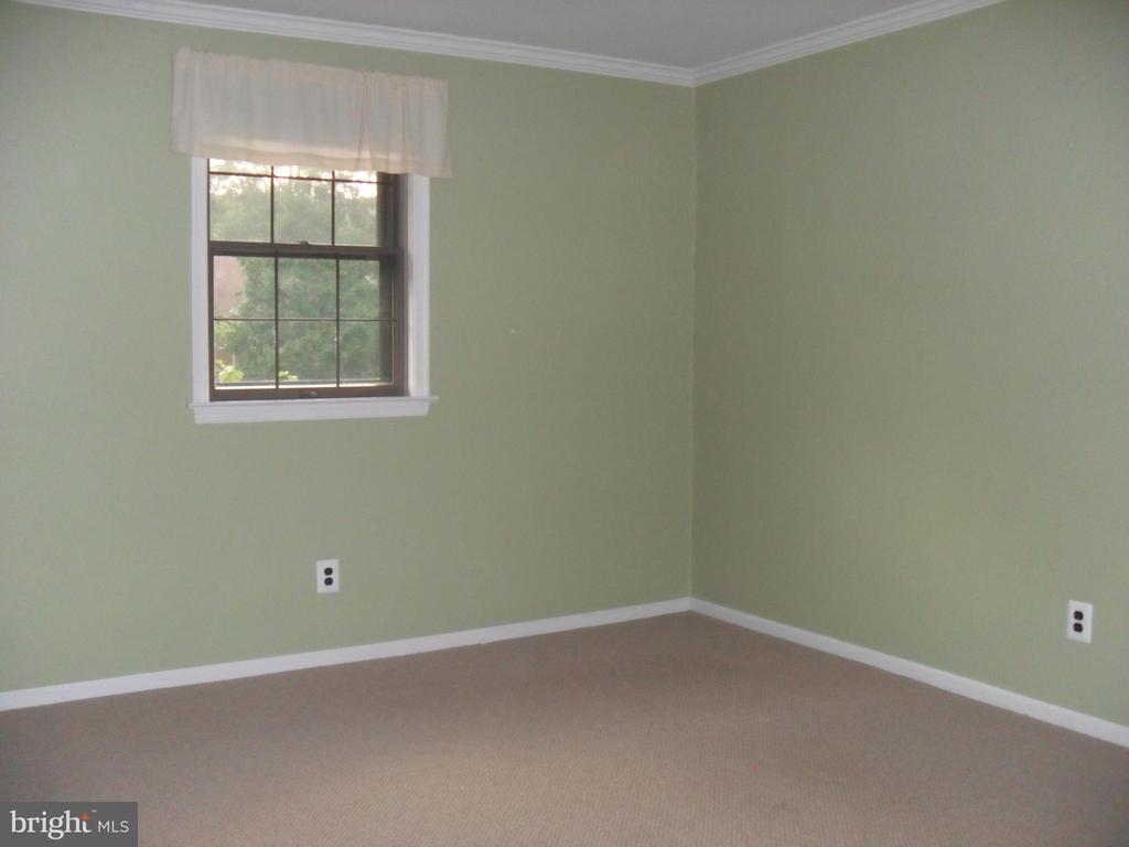 204 ARCHER COURT