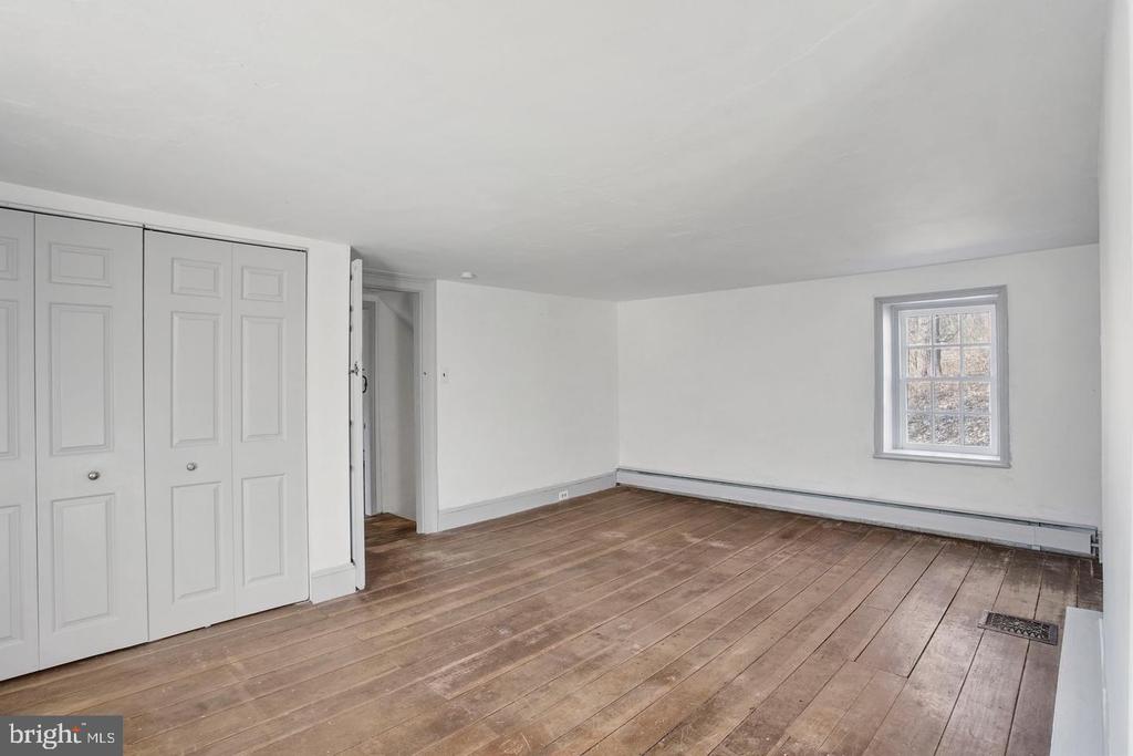 208 WESTTOWN WAY