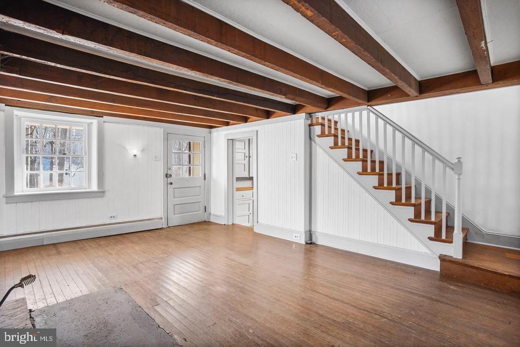 208 WESTTOWN WAY