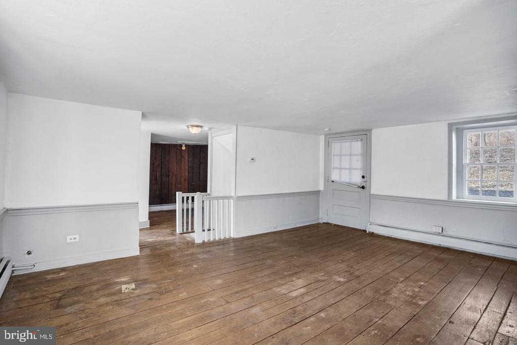 208 WESTTOWN WAY