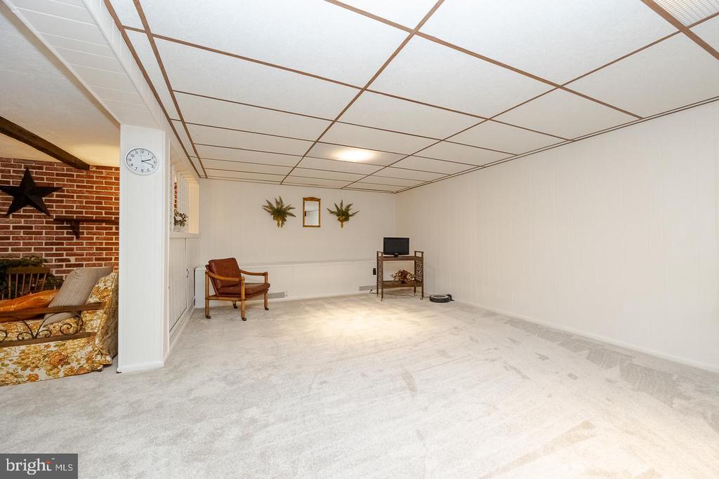 1113 ASHBRIDGE ROAD