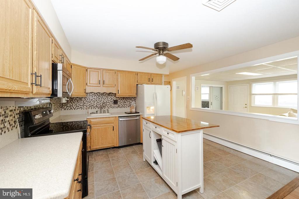 1113 ASHBRIDGE ROAD
