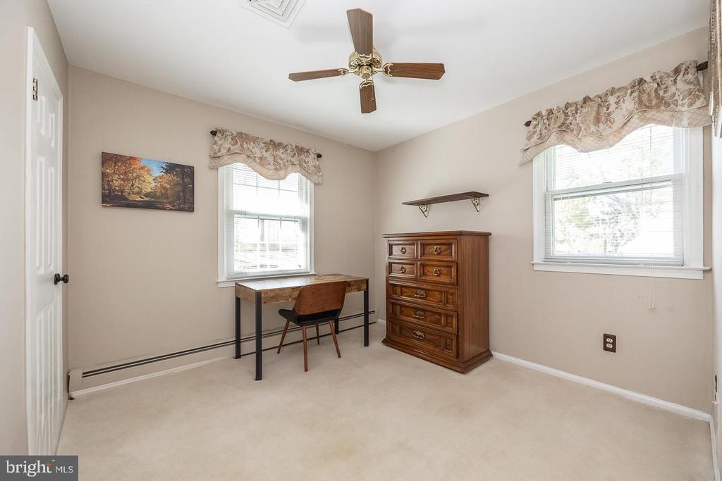 1113 ASHBRIDGE ROAD