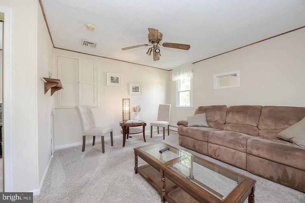 1113 ASHBRIDGE ROAD