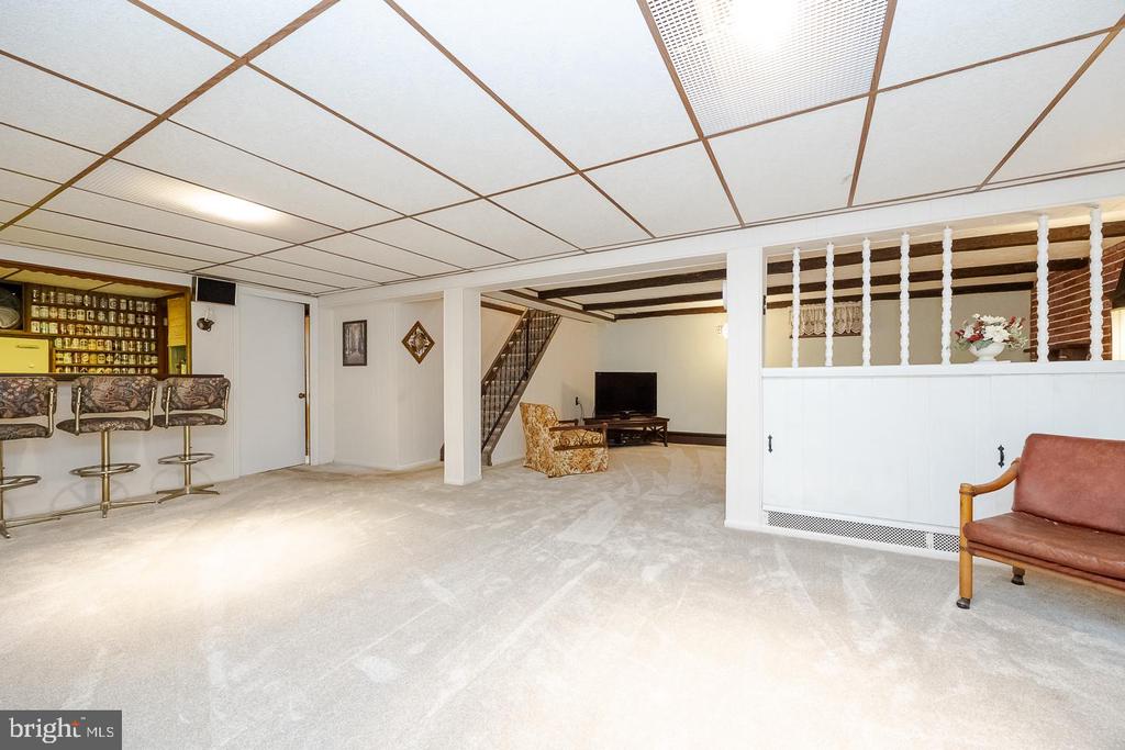 1113 ASHBRIDGE ROAD