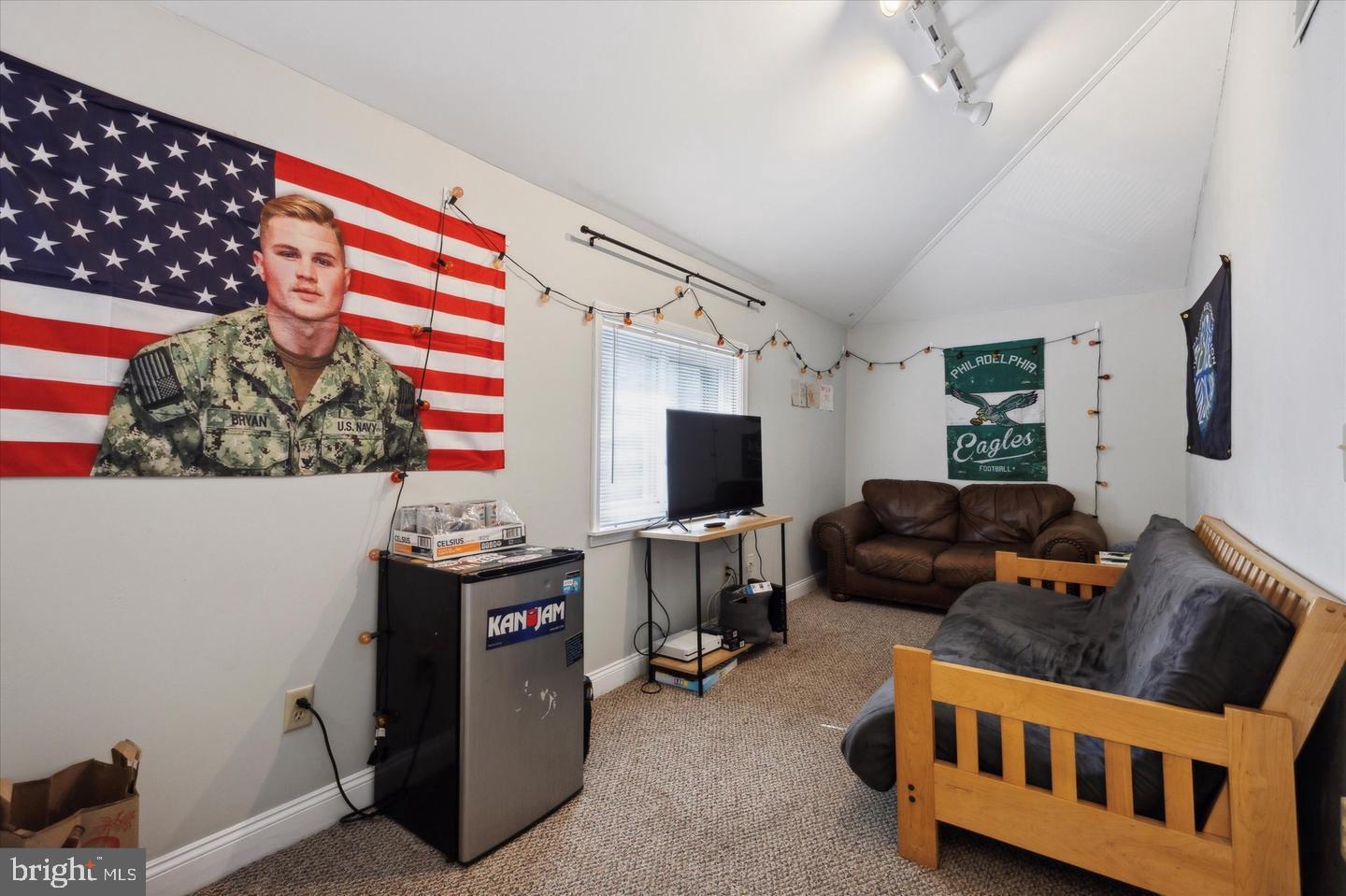 301 N DARLINGTON STREET 2