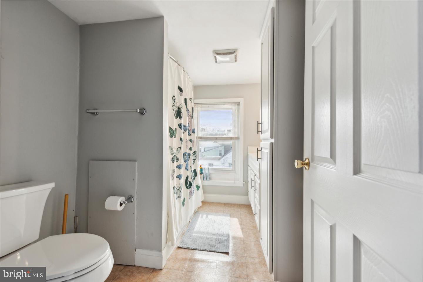 301 N DARLINGTON STREET 2