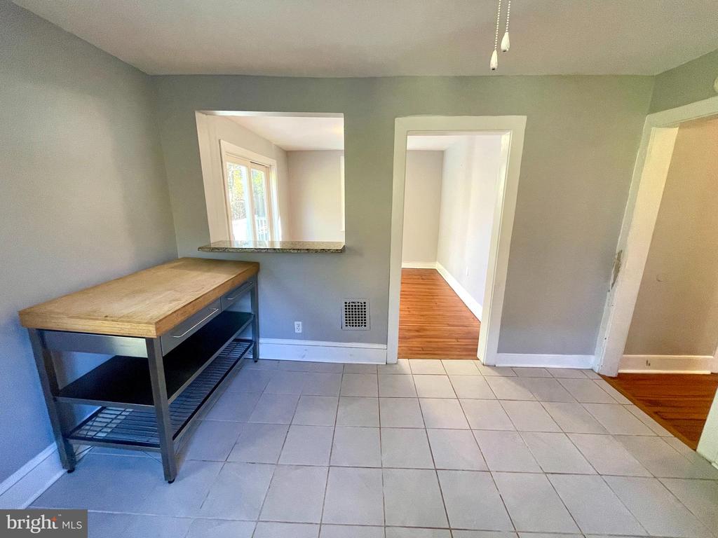 39 SUMMIT AVENUE