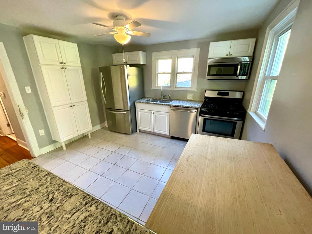 39 SUMMIT AVENUE