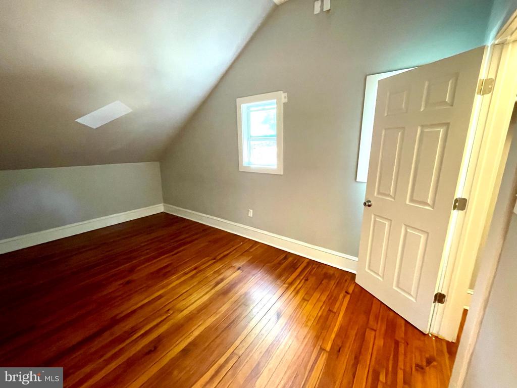 39 SUMMIT AVENUE