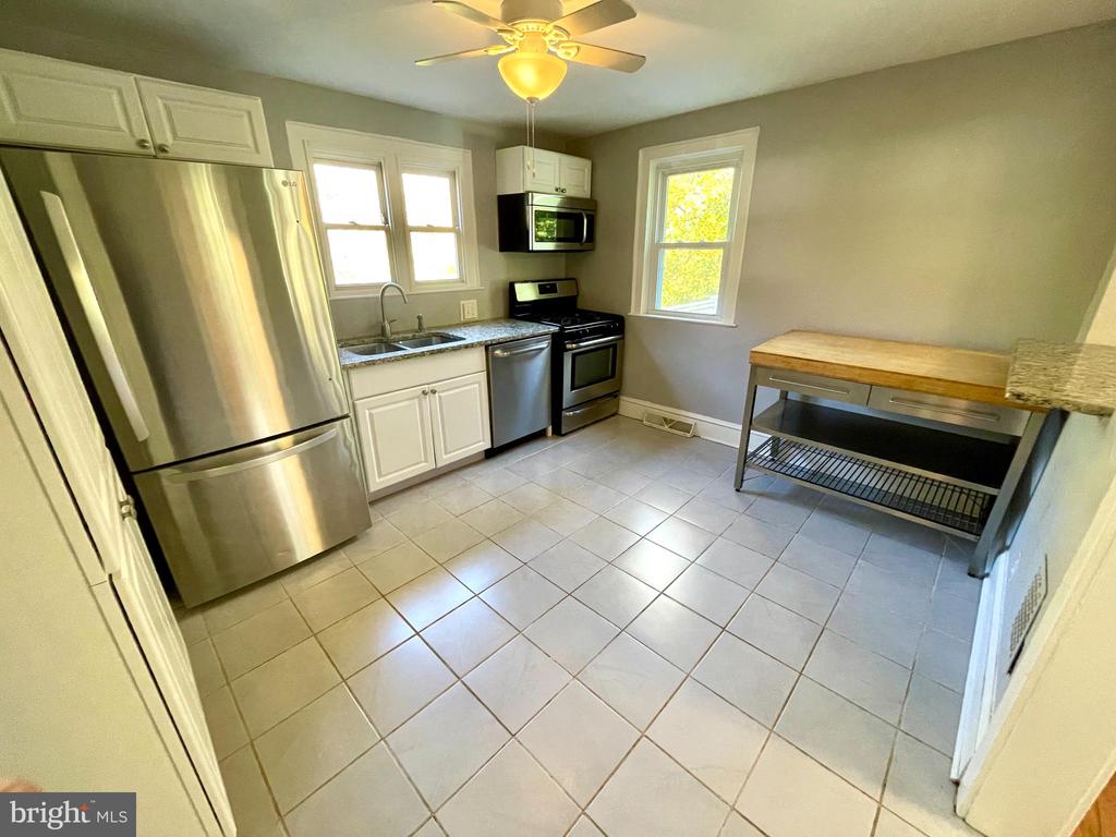 39 SUMMIT AVENUE