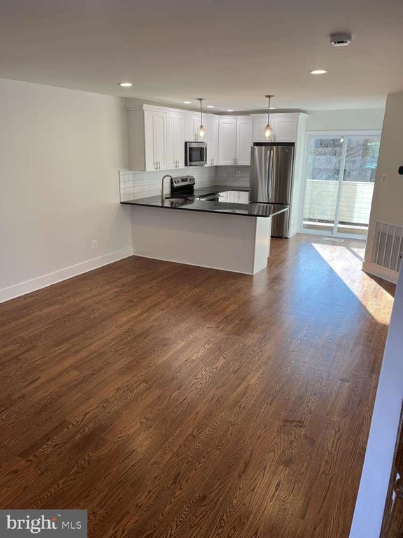 357 NEW MARKET COURT