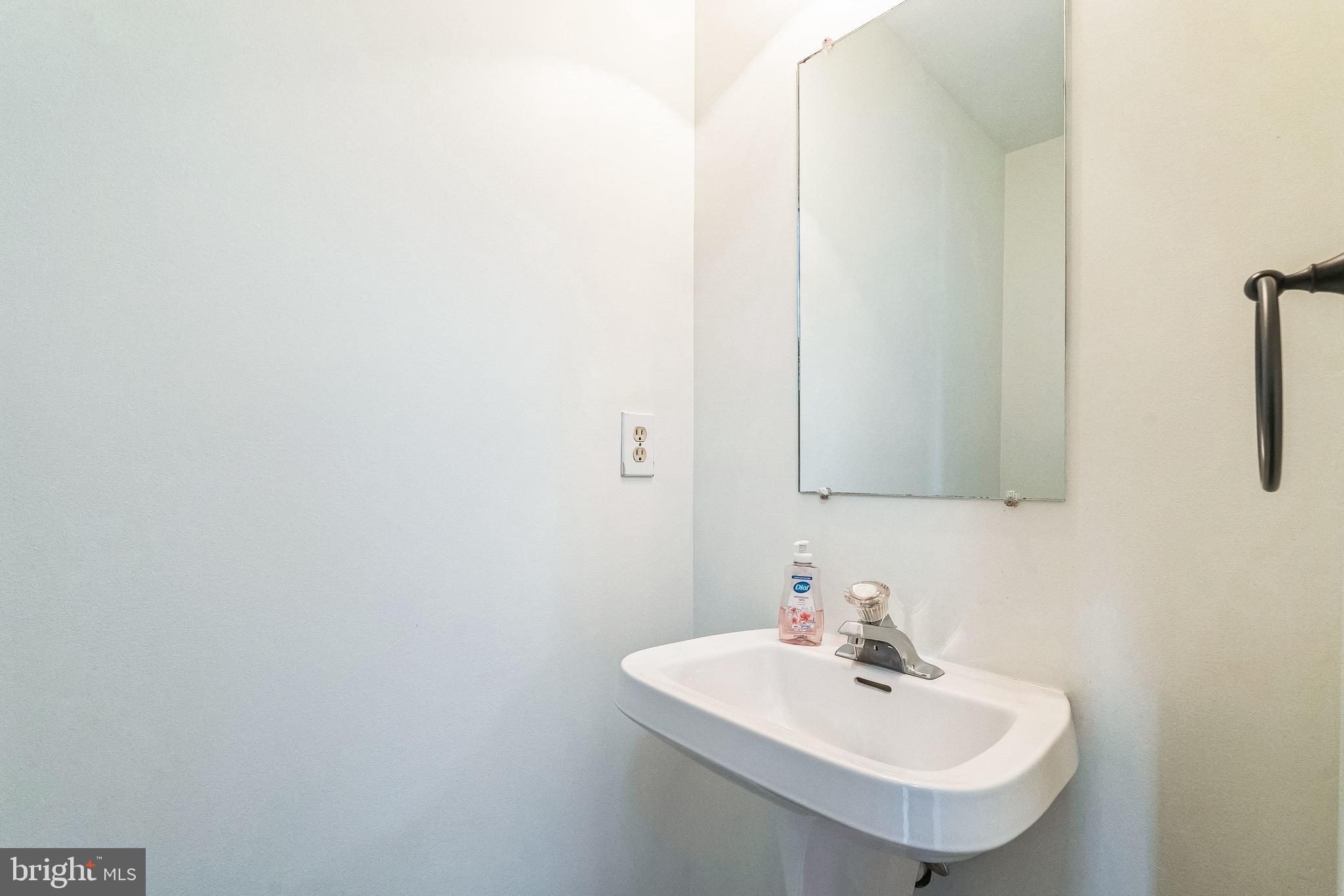 820 OLD GREENHILL ROAD