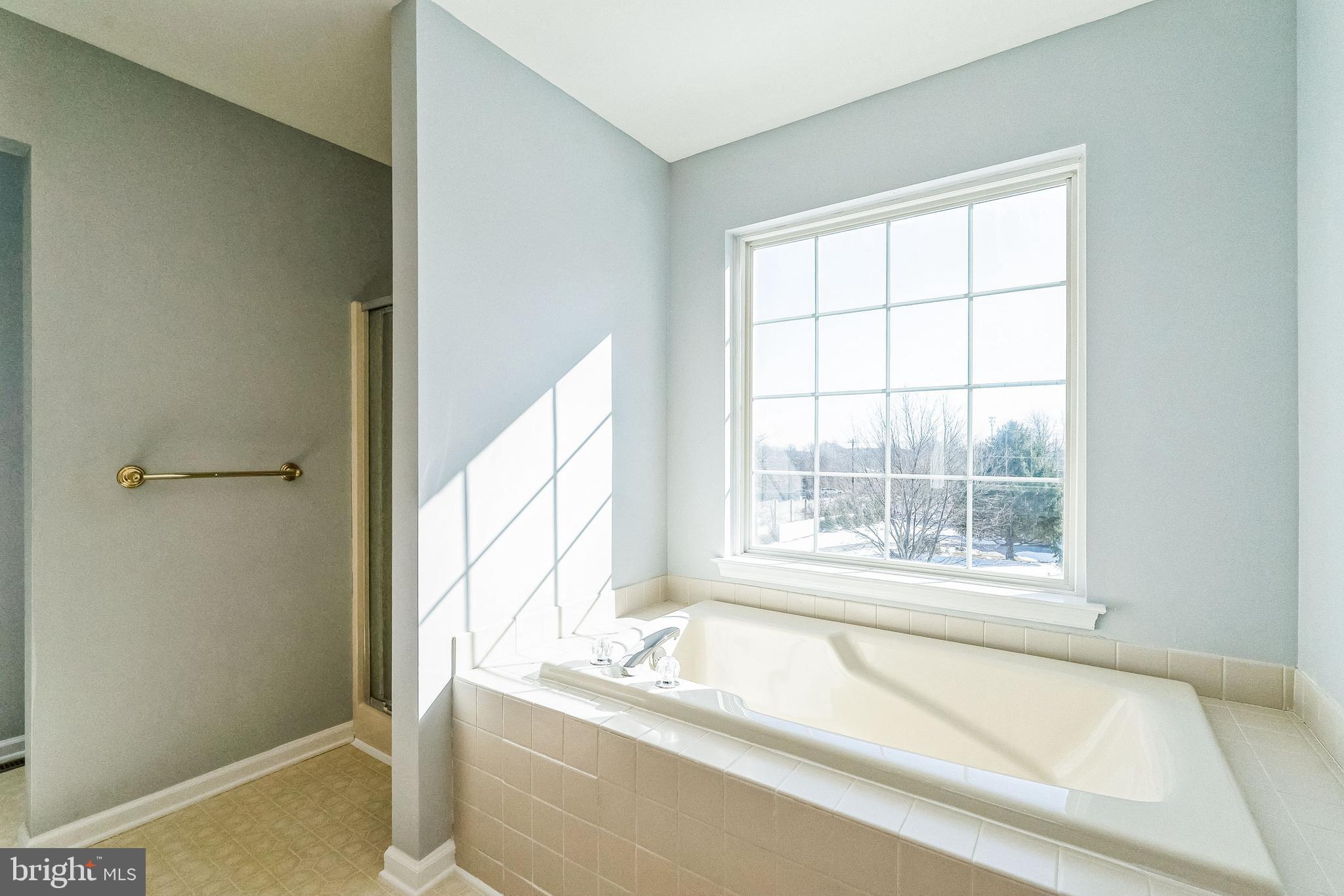 820 OLD GREENHILL ROAD