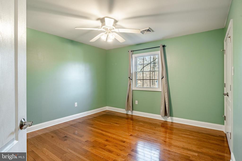 1424 FEDERAL DRIVE