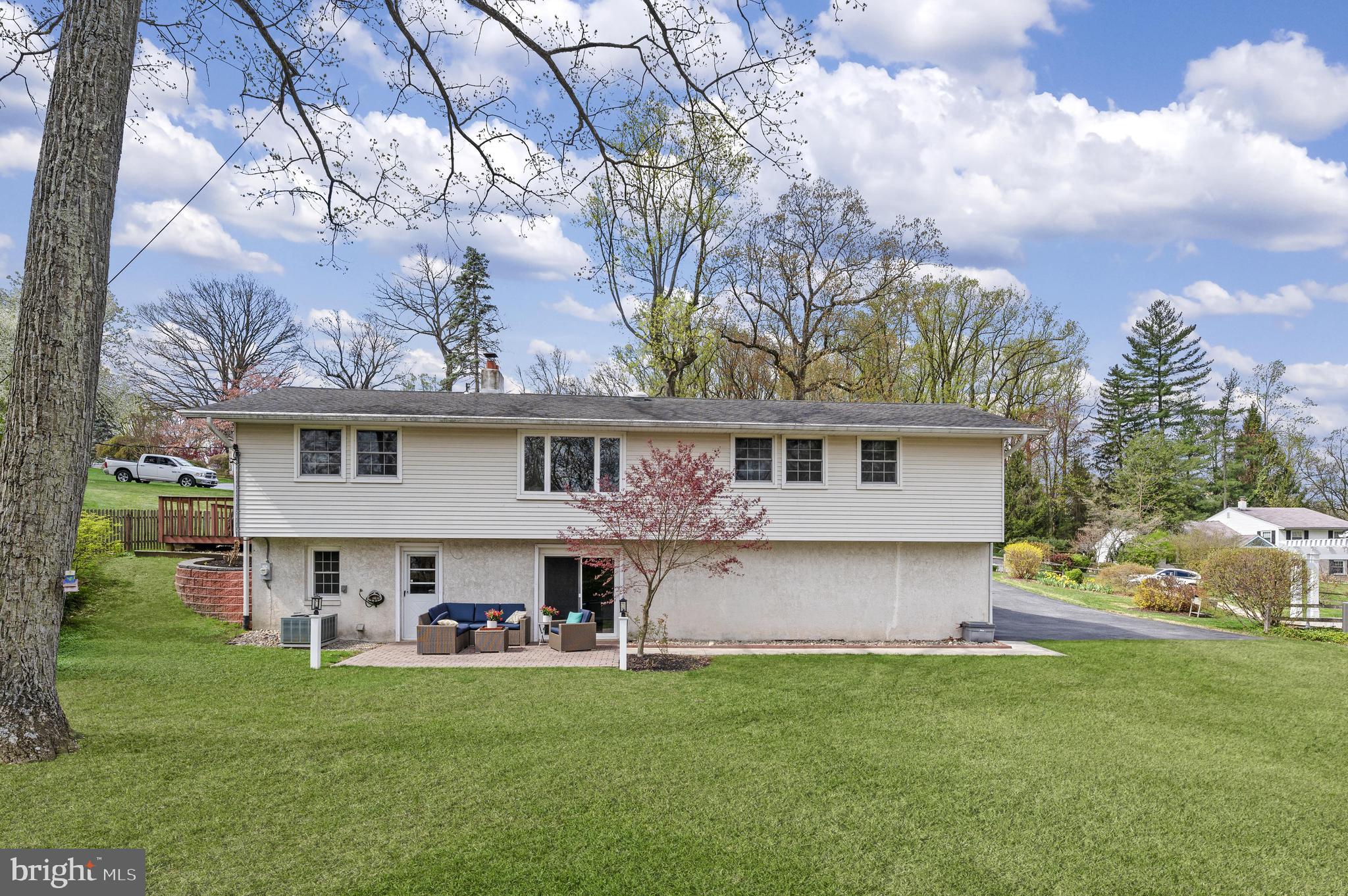 392 Friendship Dr