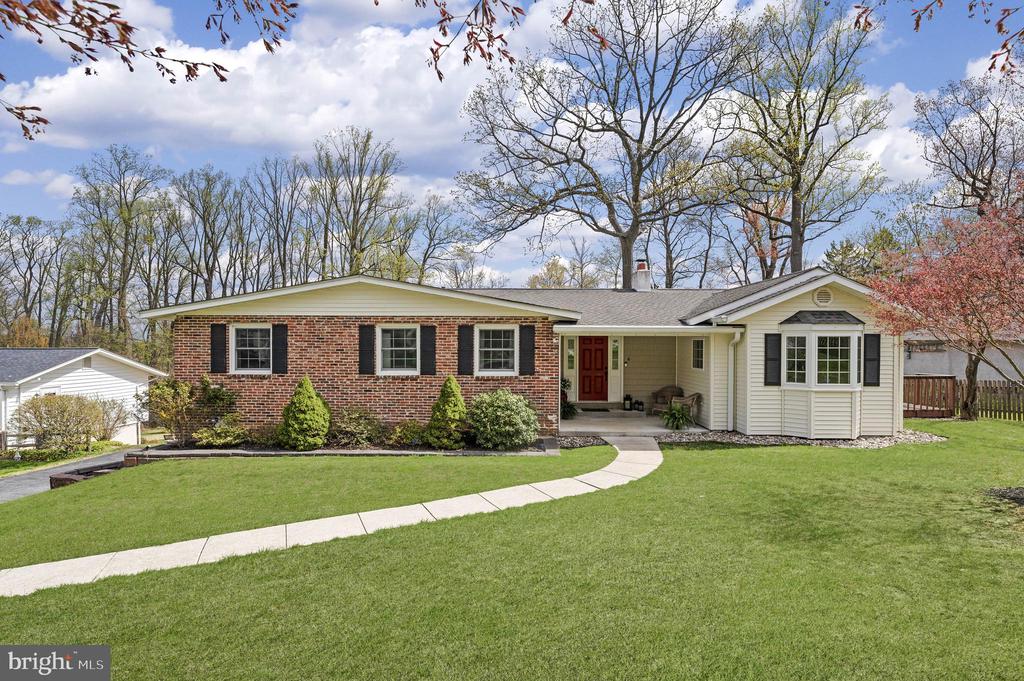 392 Friendship Dr