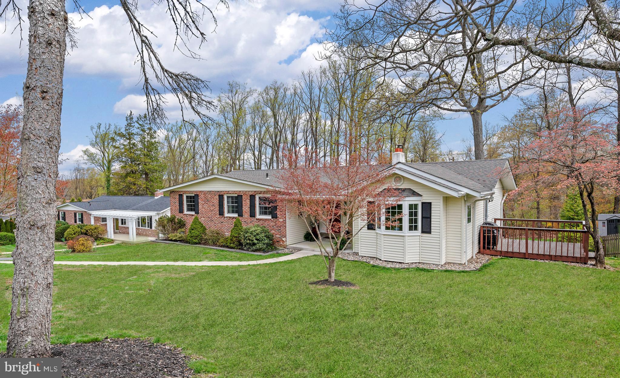 392 Friendship Dr