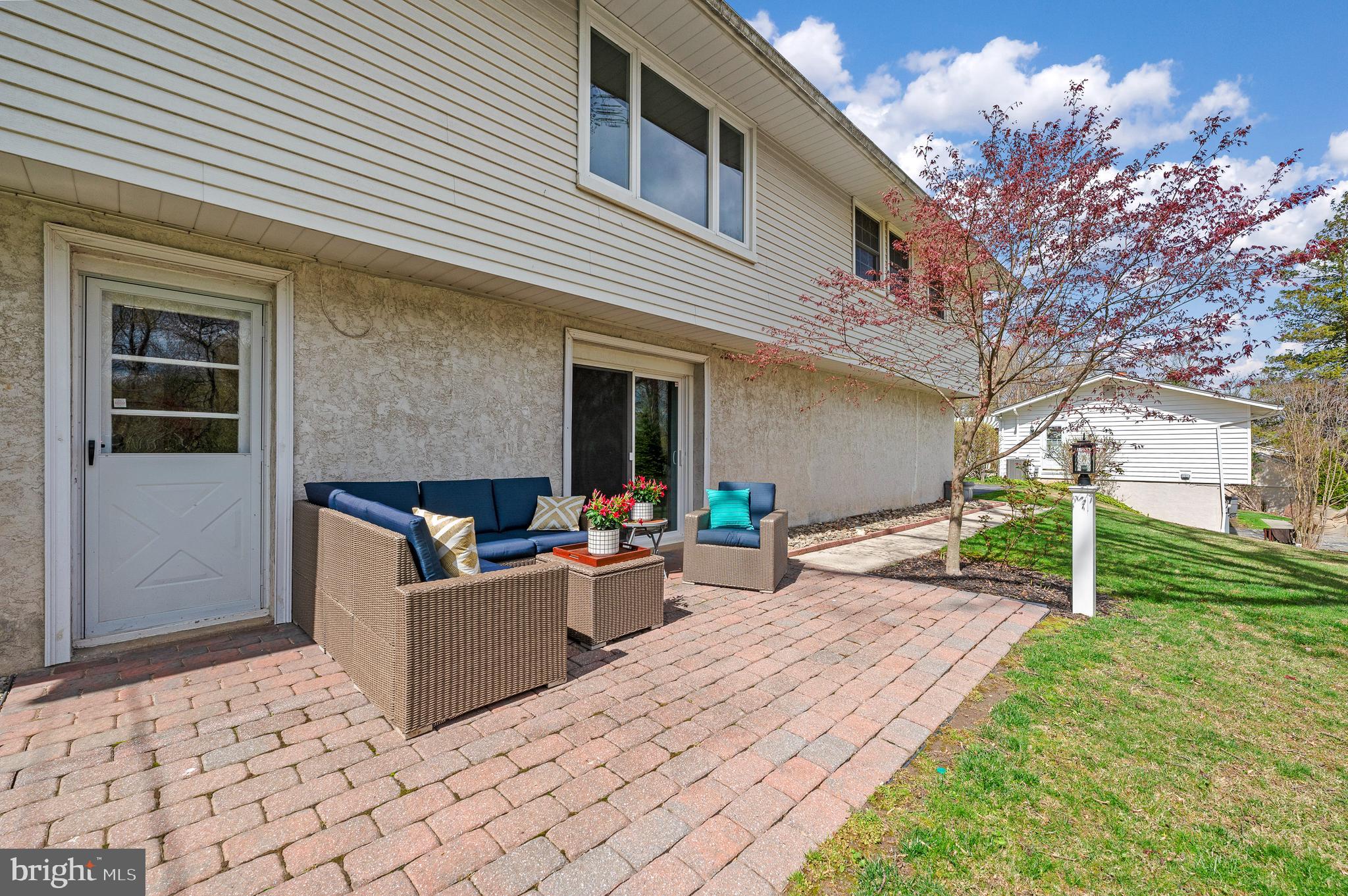 392 Friendship Dr
