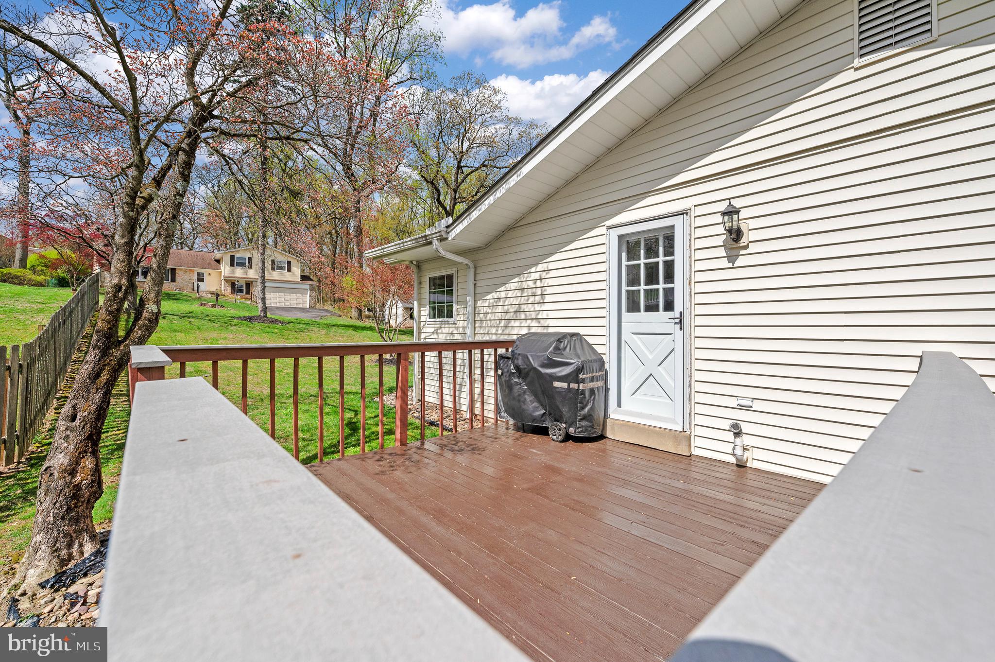 392 Friendship Dr