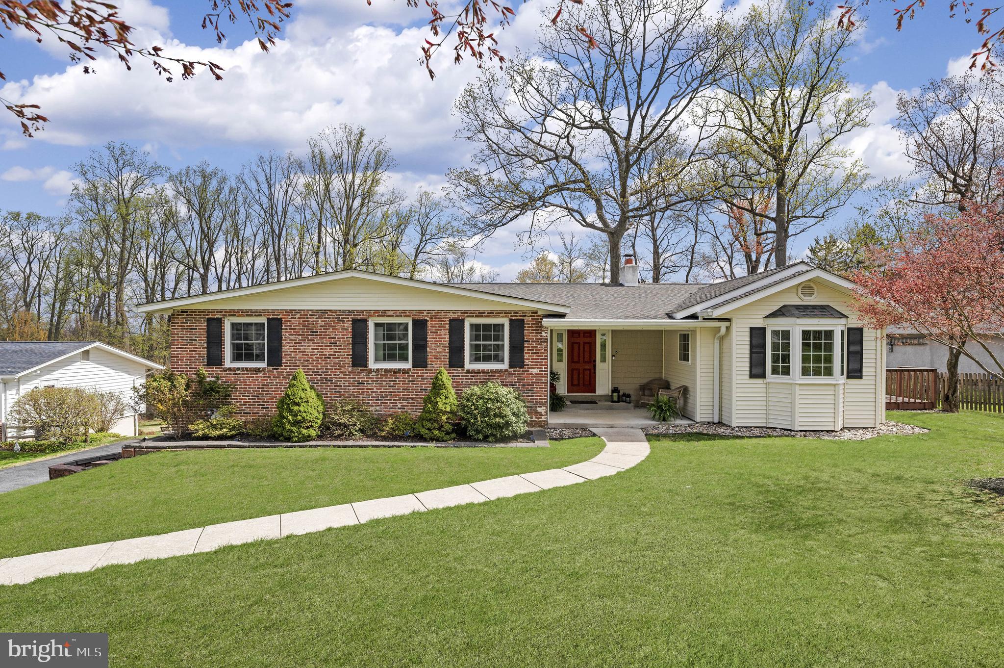 392 Friendship Dr