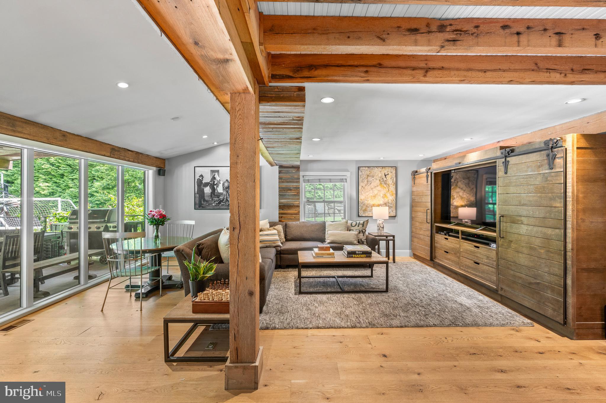 25 Bodine Rd