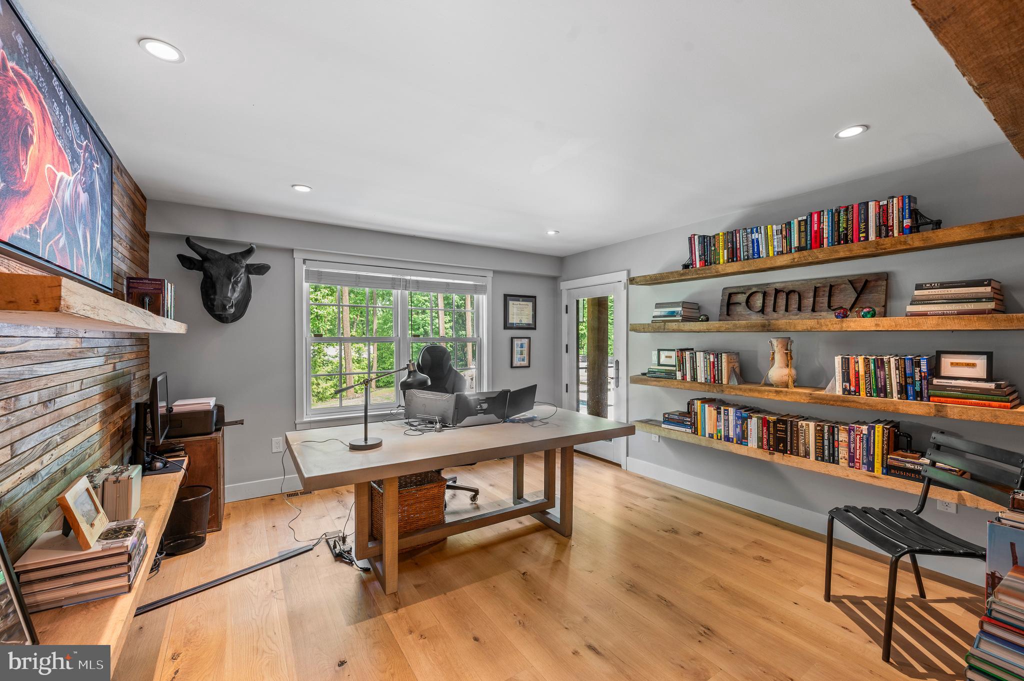 25 Bodine Rd